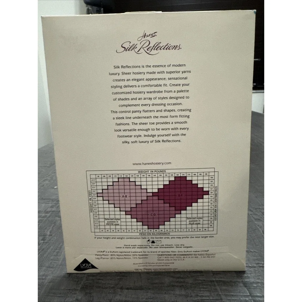 Hanes Silk Reflections Silky Sheer Style 717 Size EF Jet Sandalfoot Pantyhose